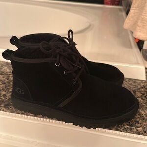 Womens Ugg Neumel Chukka Boot Black